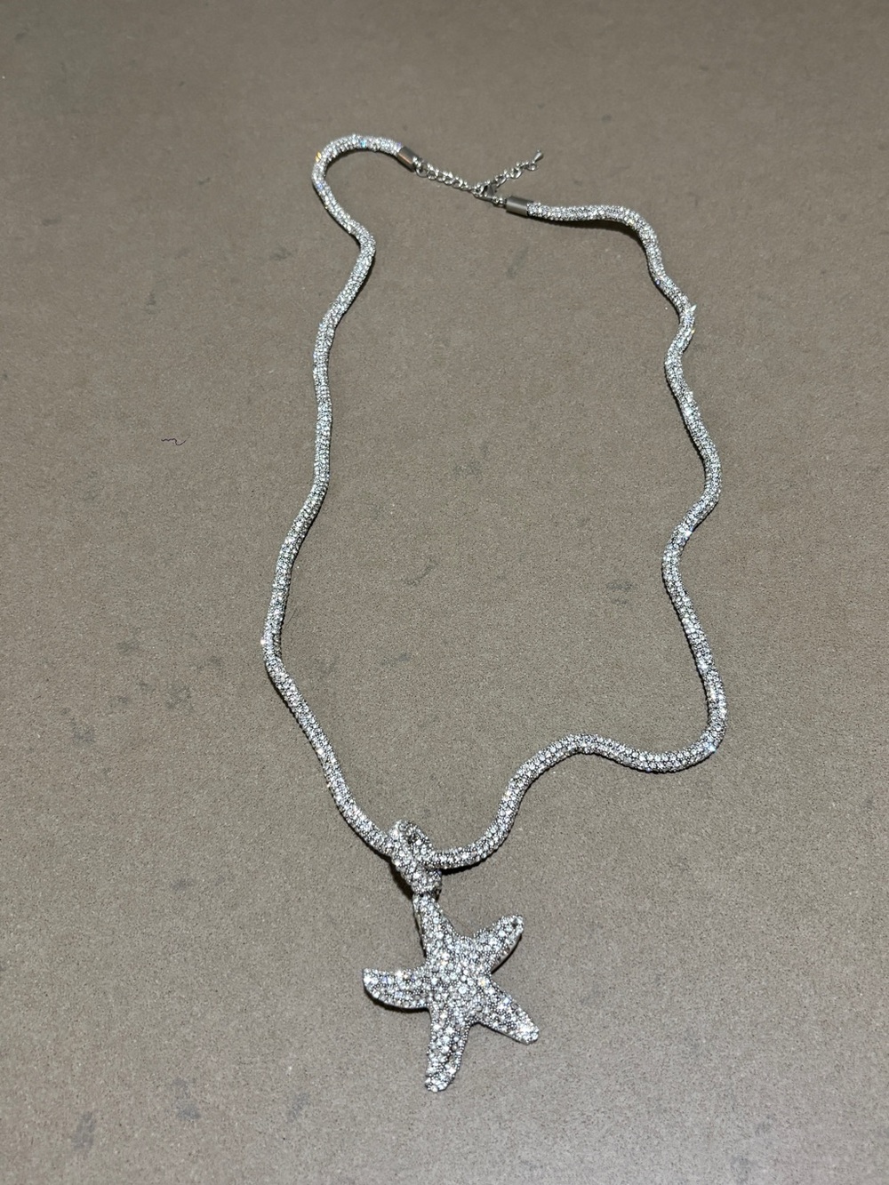 JW Collection Crystal Starfish Mesh Statement Necklace Palm Beach Trunk Show